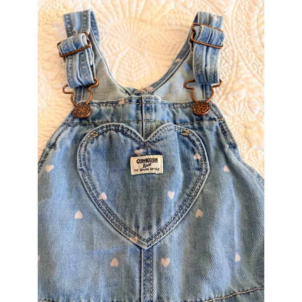 OshKosh Bgosh Girls 4T Blue Denim Heart Print Bib Overalls Heart‎ Pocket